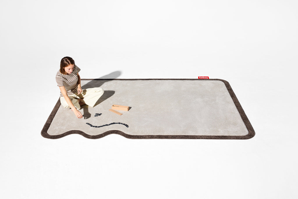 Fatboy Carpet Petit Not Straight Teppich Creme/Brown RIGHT